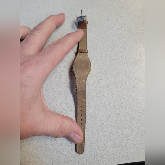 Claire's Ladies heart lock and key watch in great condition - Picture 3 of 6